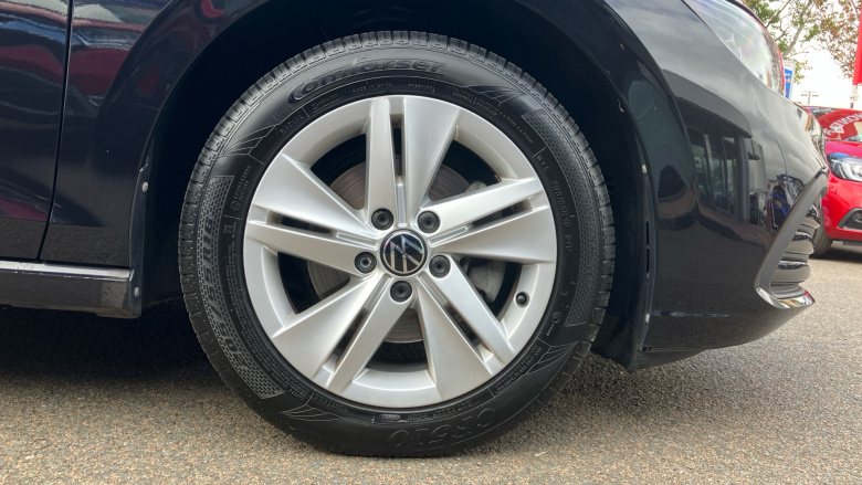 Volkswagen Golf 1.5 TSI Life 5dr Petrol Hatchback